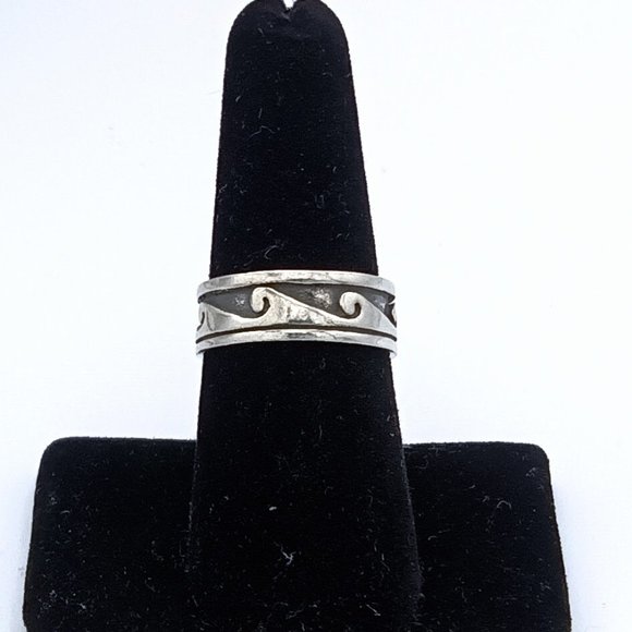 Vintage Sterling Silver Wave Scroll Oxidized Band Ring - Picture 10 of 15